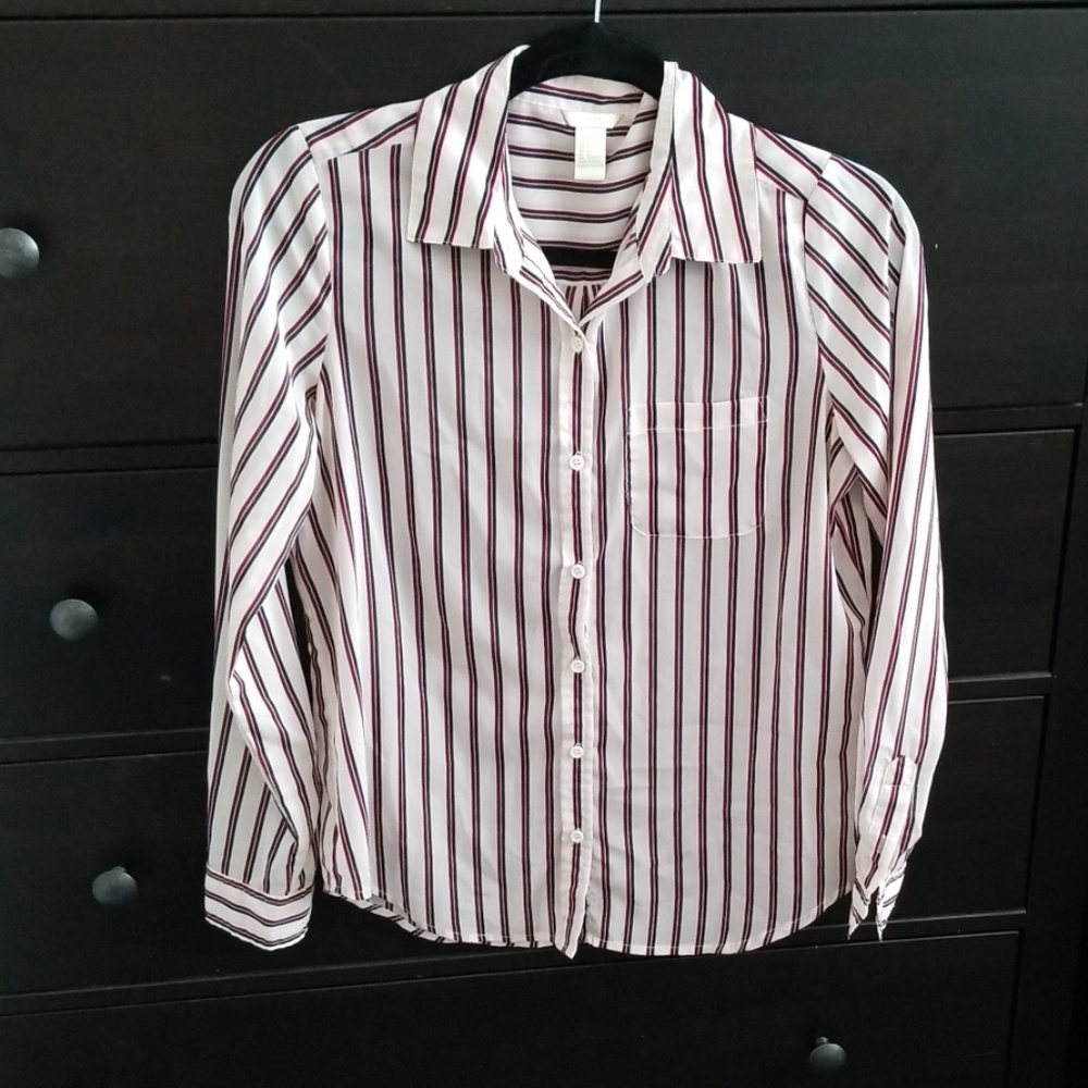 Forever 21 blouse gold label